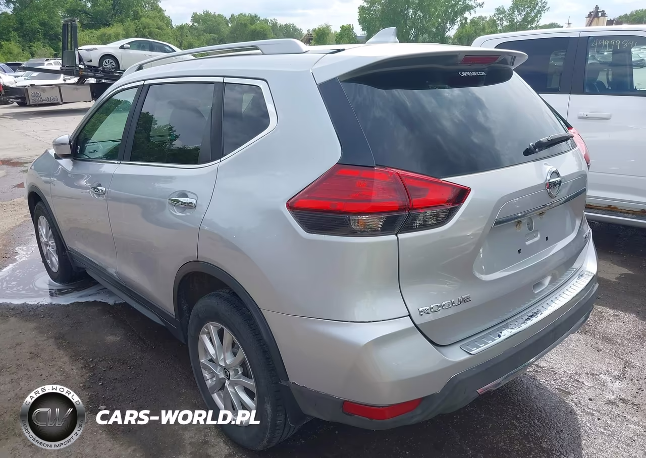 2017 Nissan Rogue Sv VIN:5N1AT2MV5HC879045 - 3