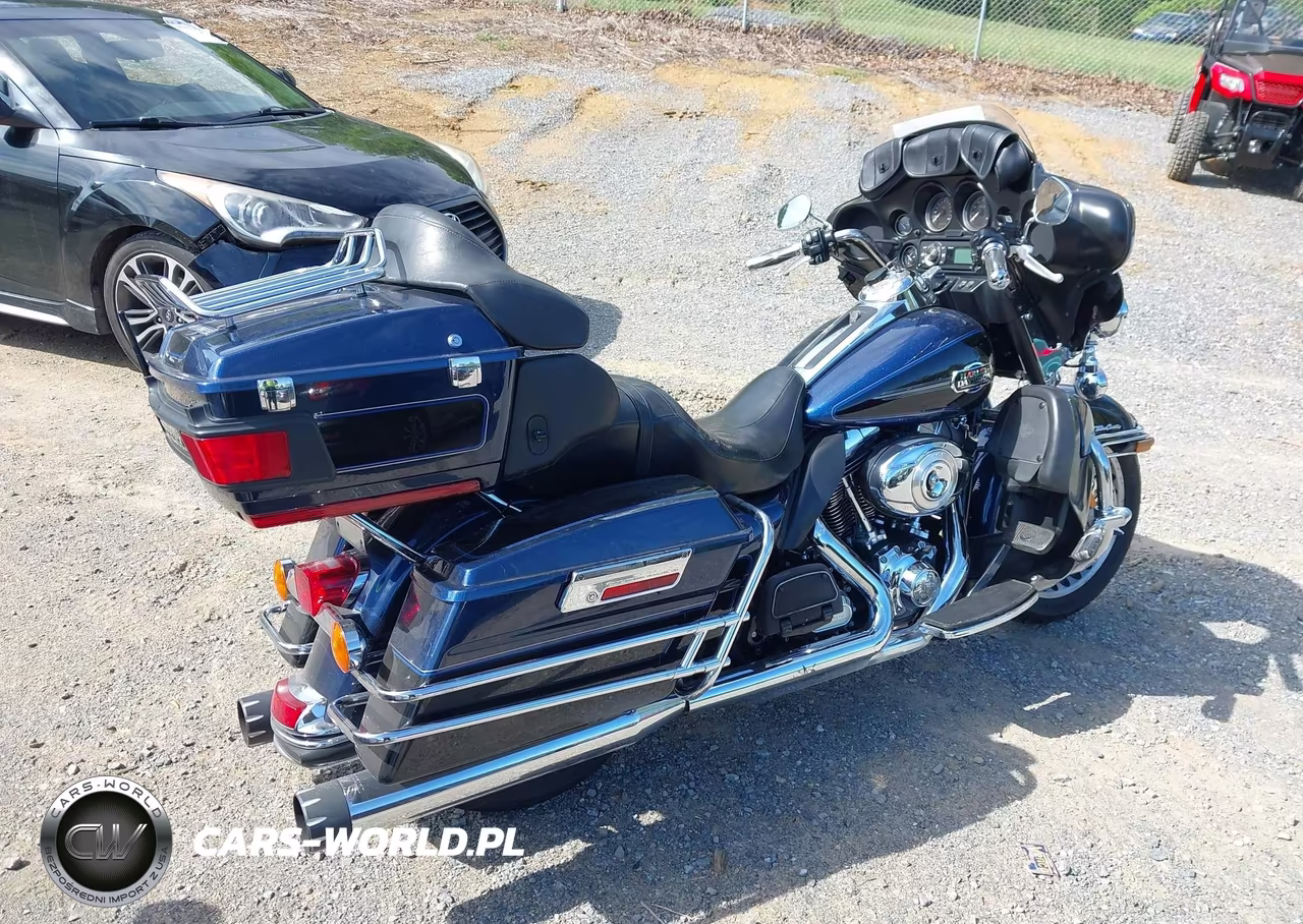 2012 Harley-Davidson Flhtcu Ultra Classic Electra Gld VIN:1HD1FCM31CB630299 - 4