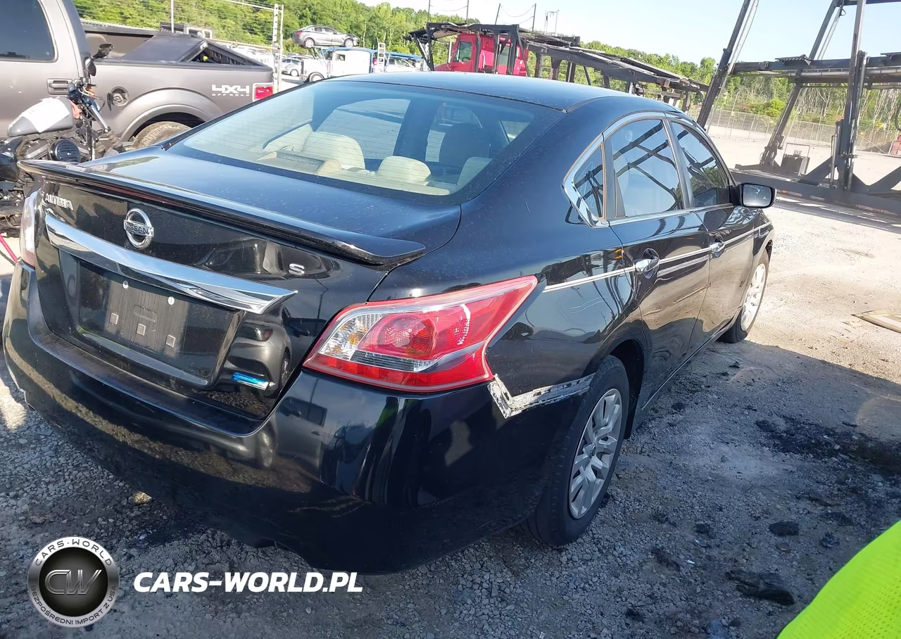 2013 Nissan Altima 2.5 S VIN:1N4AL3AP0DC109495 - 4
