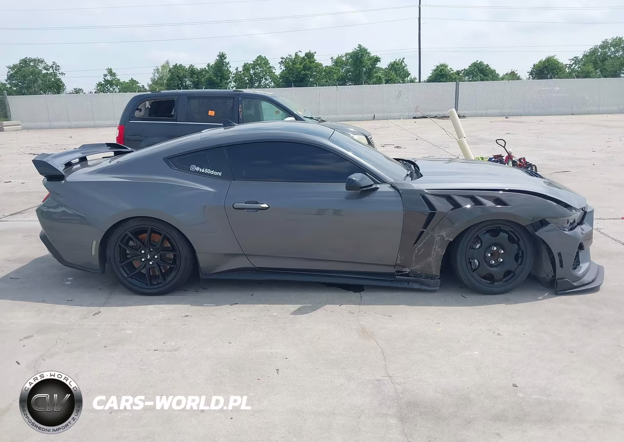 2024 Ford Mustang Gt Premium Fastback VIN:1FA6P8CF0R5424627 - 13