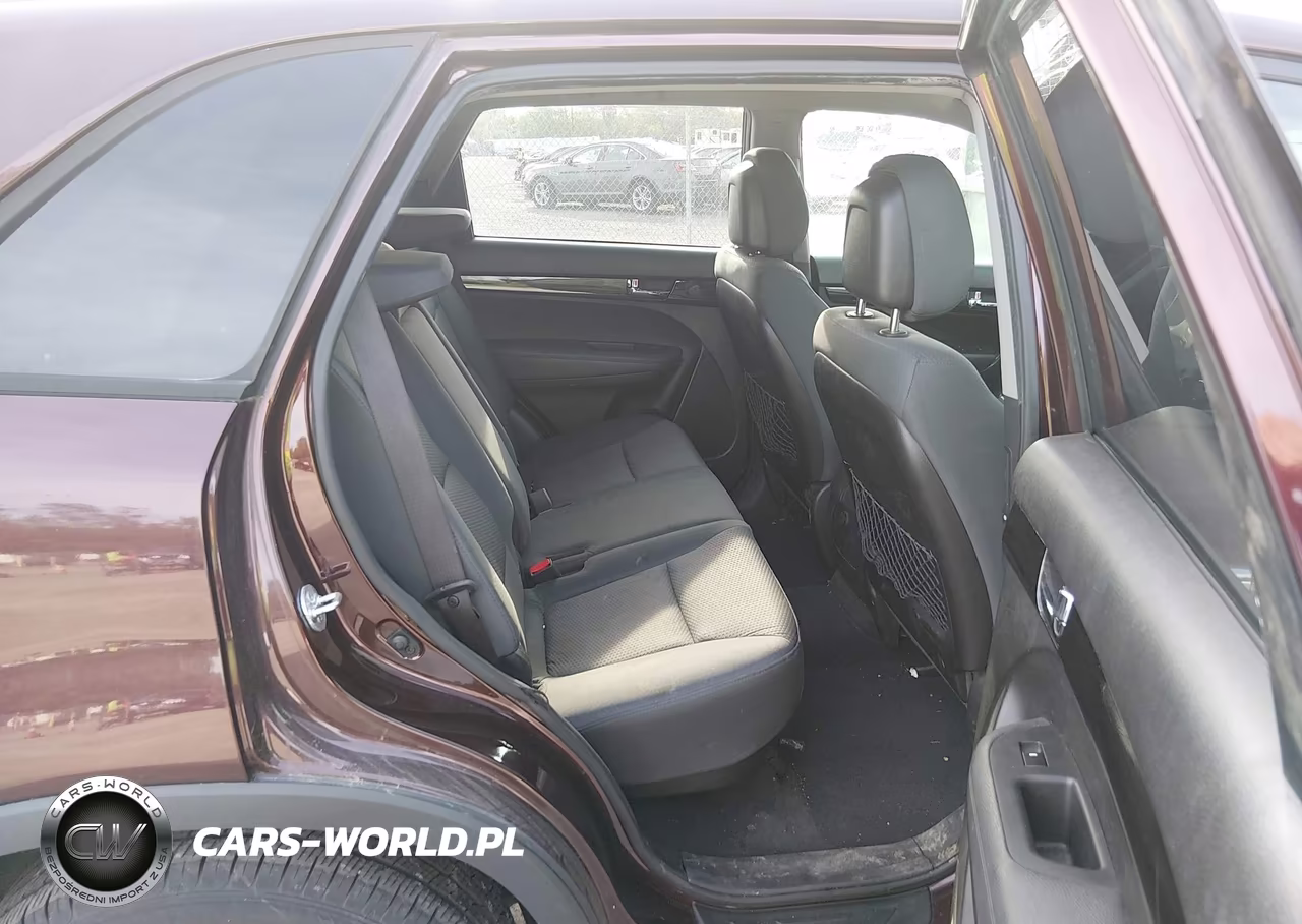 2013 Kia Sorento Lx VIN:5XYKT4A62DG357108 - 8