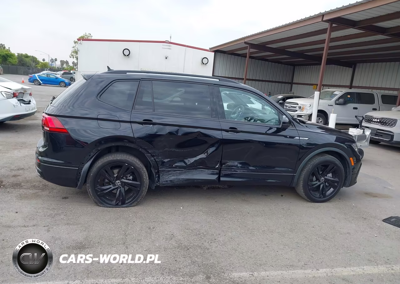 2024 Volkswagen Tiguan 2.0T Se R-Line Black VIN:3VV8B7AX4RM092579 - 13