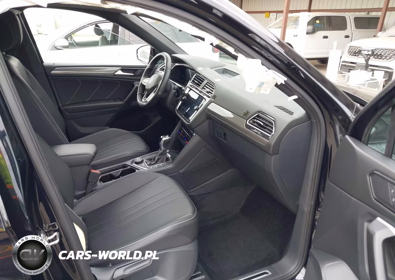 2024 Volkswagen Tiguan 2.0T Se R-Line Black VIN:3VV8B7AX4RM092579 - 5