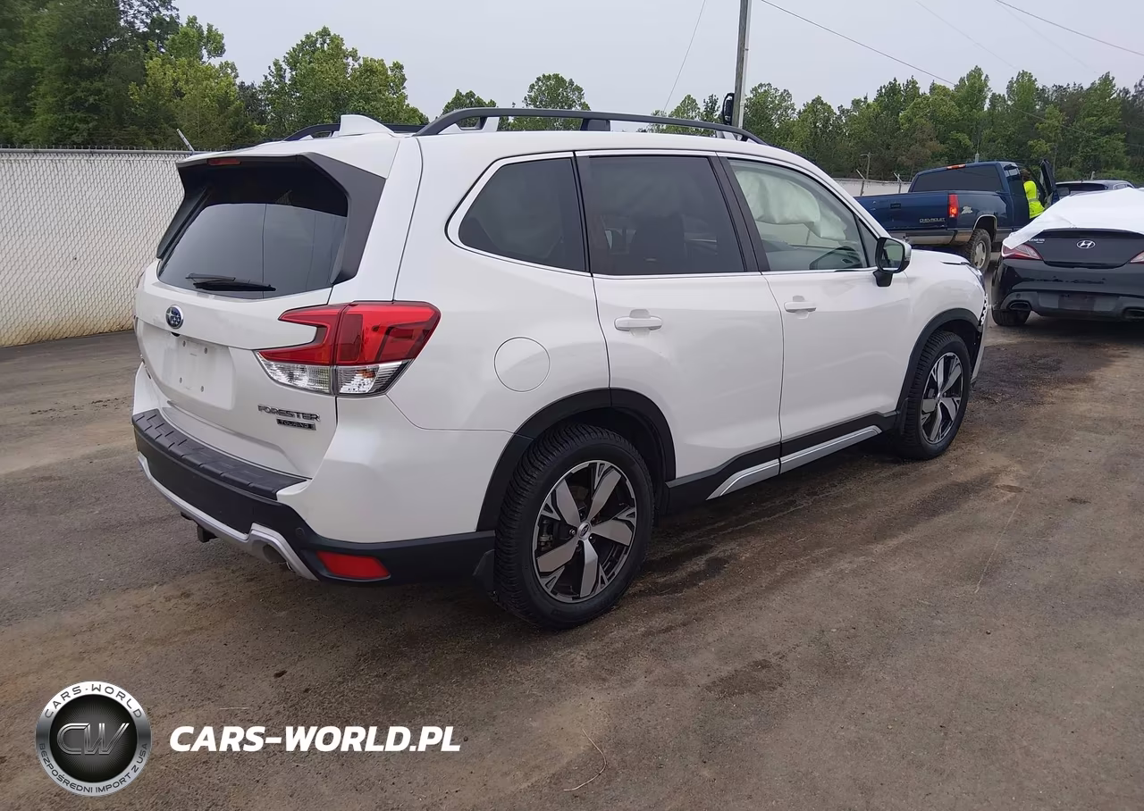 2020 Subaru Forester Touring VIN:JF2SKAXC9LH541516 - 4