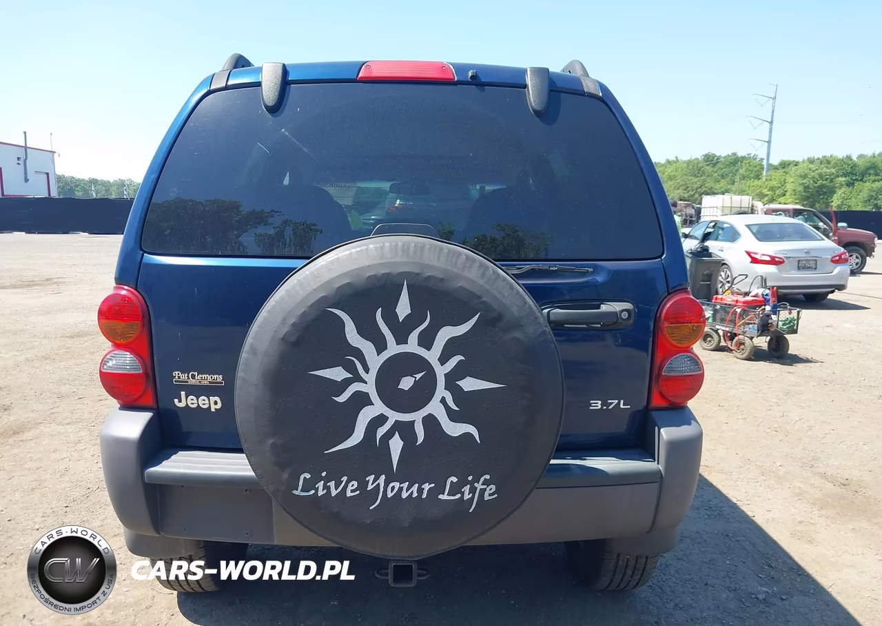 2002 Jeep Liberty Sport VIN:1J4GL48K02W244065 - 16