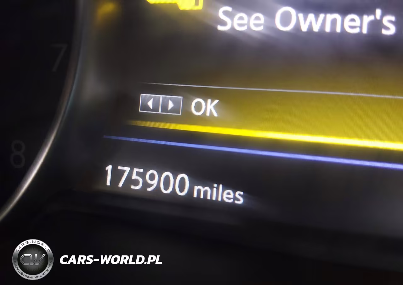 2017 Nissan Maxima 3.5 Platinum VIN:1N4AA6AP8HC433579 - 16