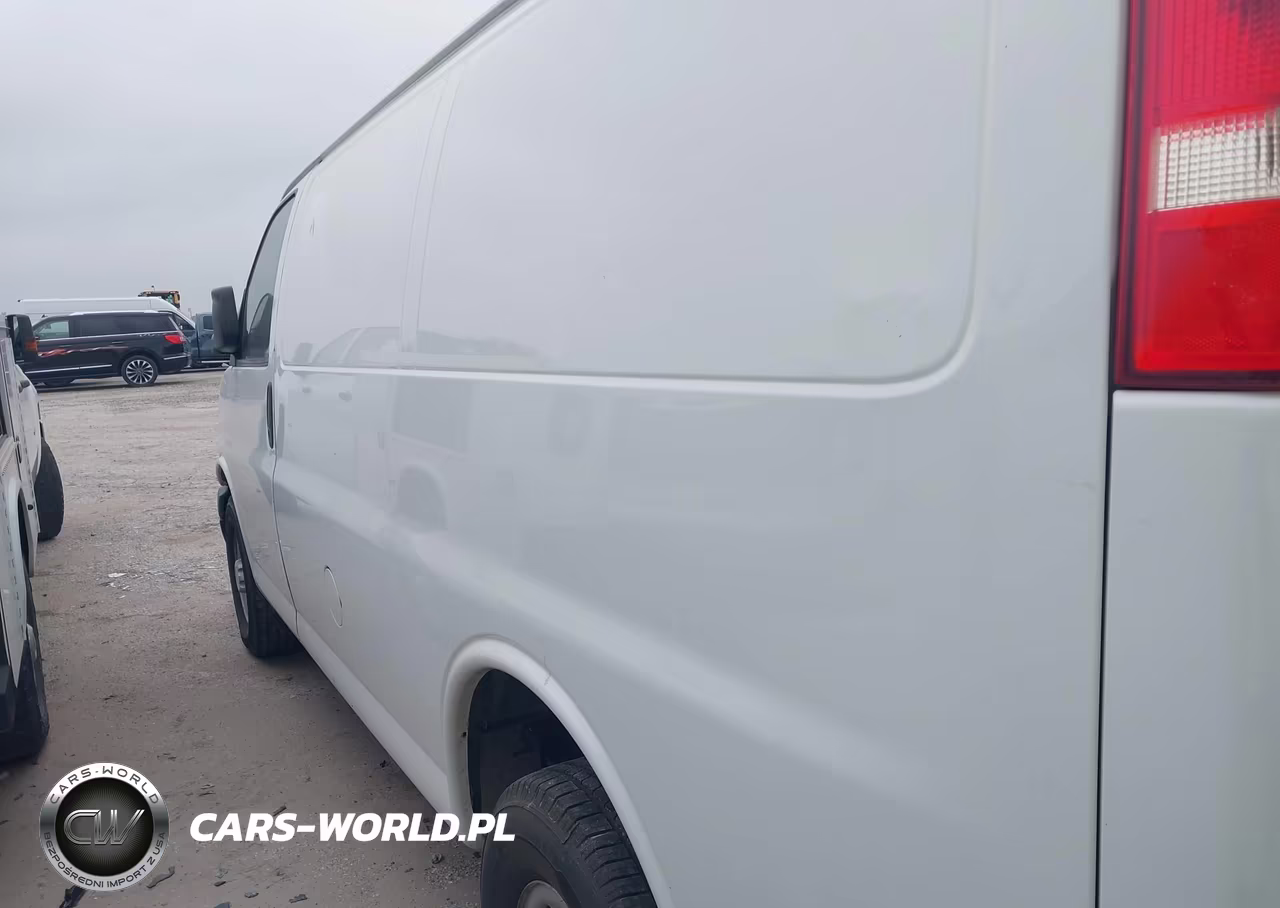 2017 Chevrolet Express 2500 Work Van VIN:1GCWGAFF9H1347498 - 3
