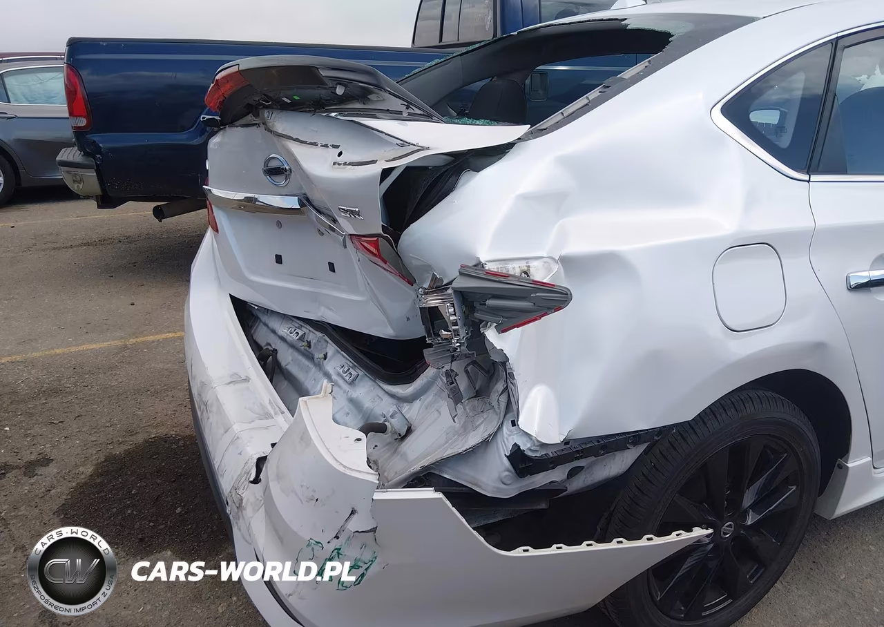 2017 Nissan Sentra Sr VIN:3N1AB7AP7HY410558 - 18