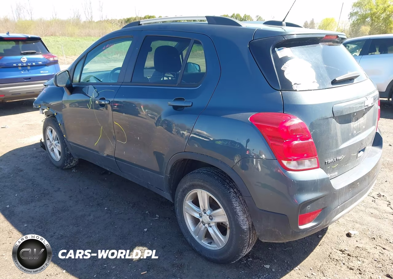 2021 Chevrolet Trax Awd Lt VIN:KL7CJPSM6MB377040 - 3