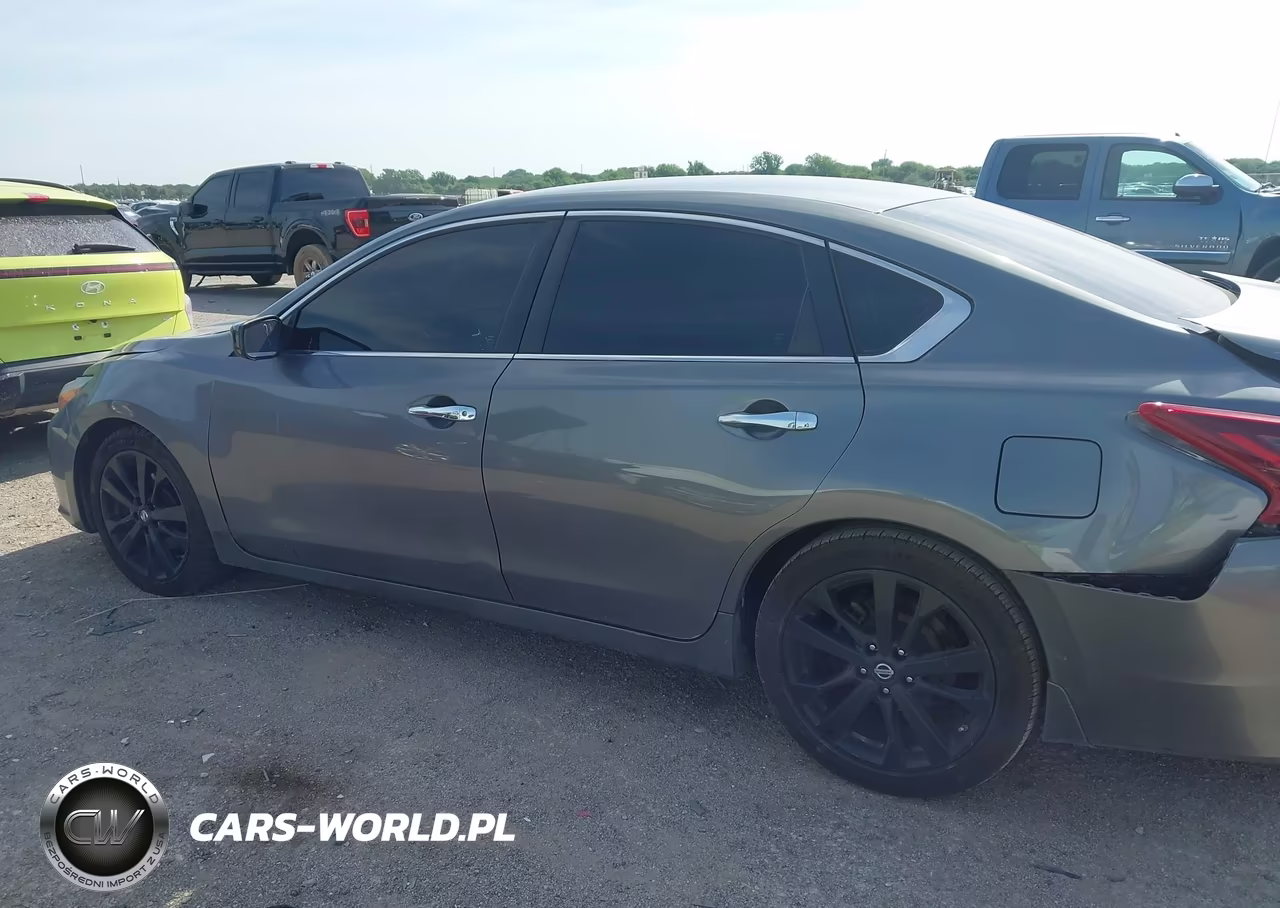 2017 Nissan Altima 2.5 VIN:1N4AL3AP9HC475896 - 14
