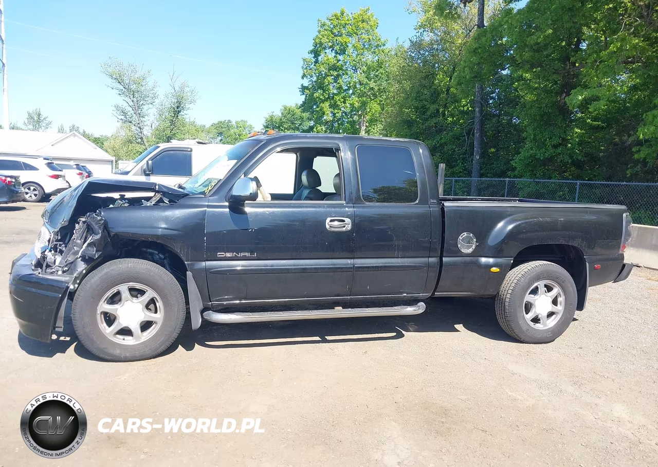 2003 GMC Sierra 1500 Denali VIN:2GTFK69U331387973 - 14