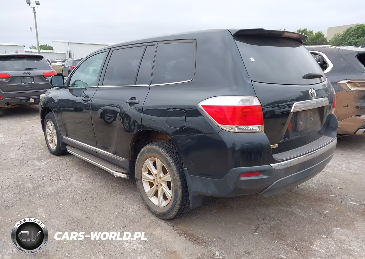2013 Toyota Highlander Base V6 VIN:5TDZK3EH4DS140458 - 3
