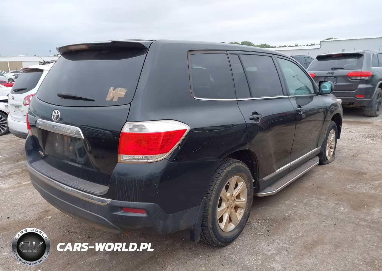 2013 Toyota Highlander Base V6 VIN:5TDZK3EH4DS140458 - 4