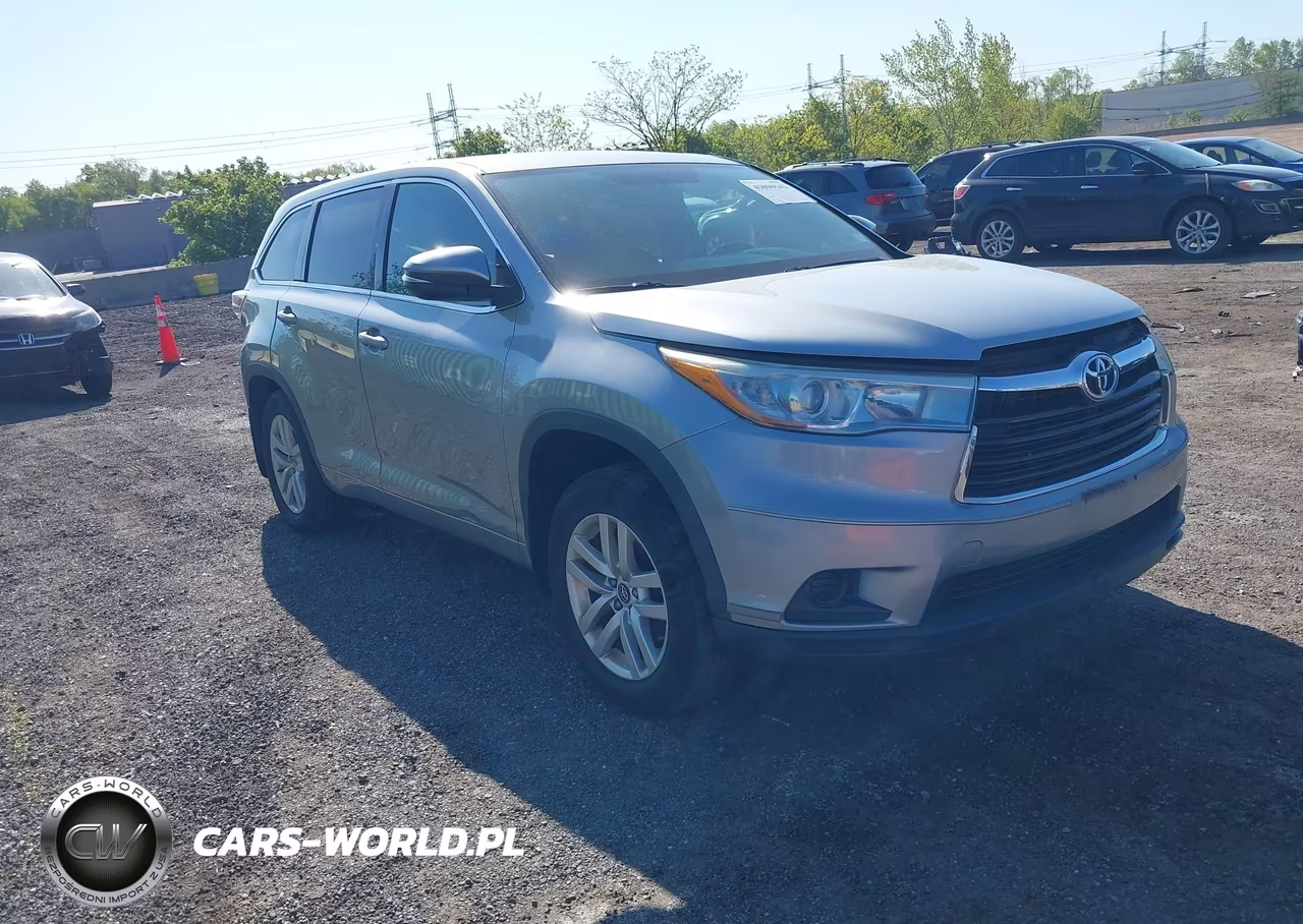 2016 Toyota Highlander Le V6