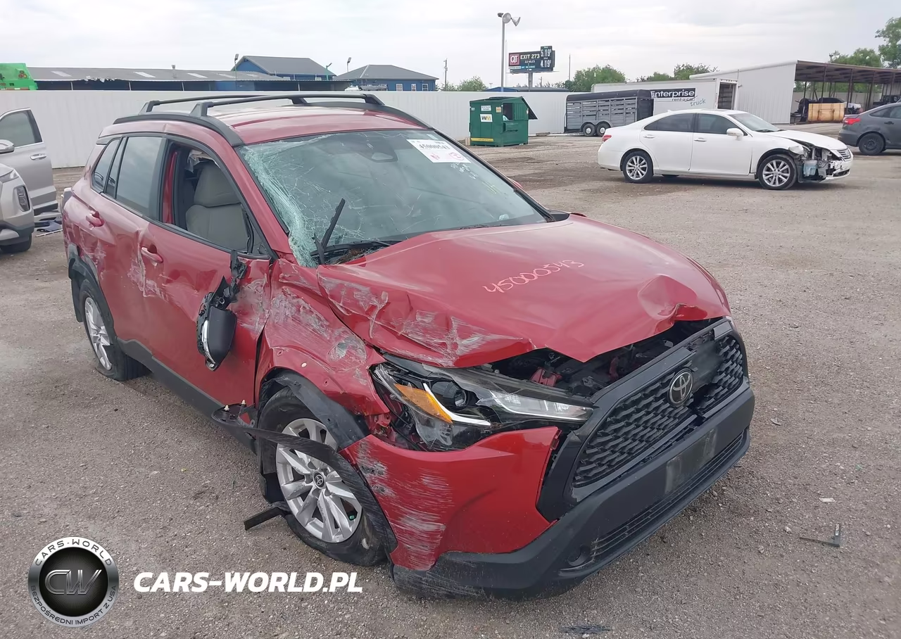 2024 Toyota Corolla Cross Le – zdjęcie 1 z 17