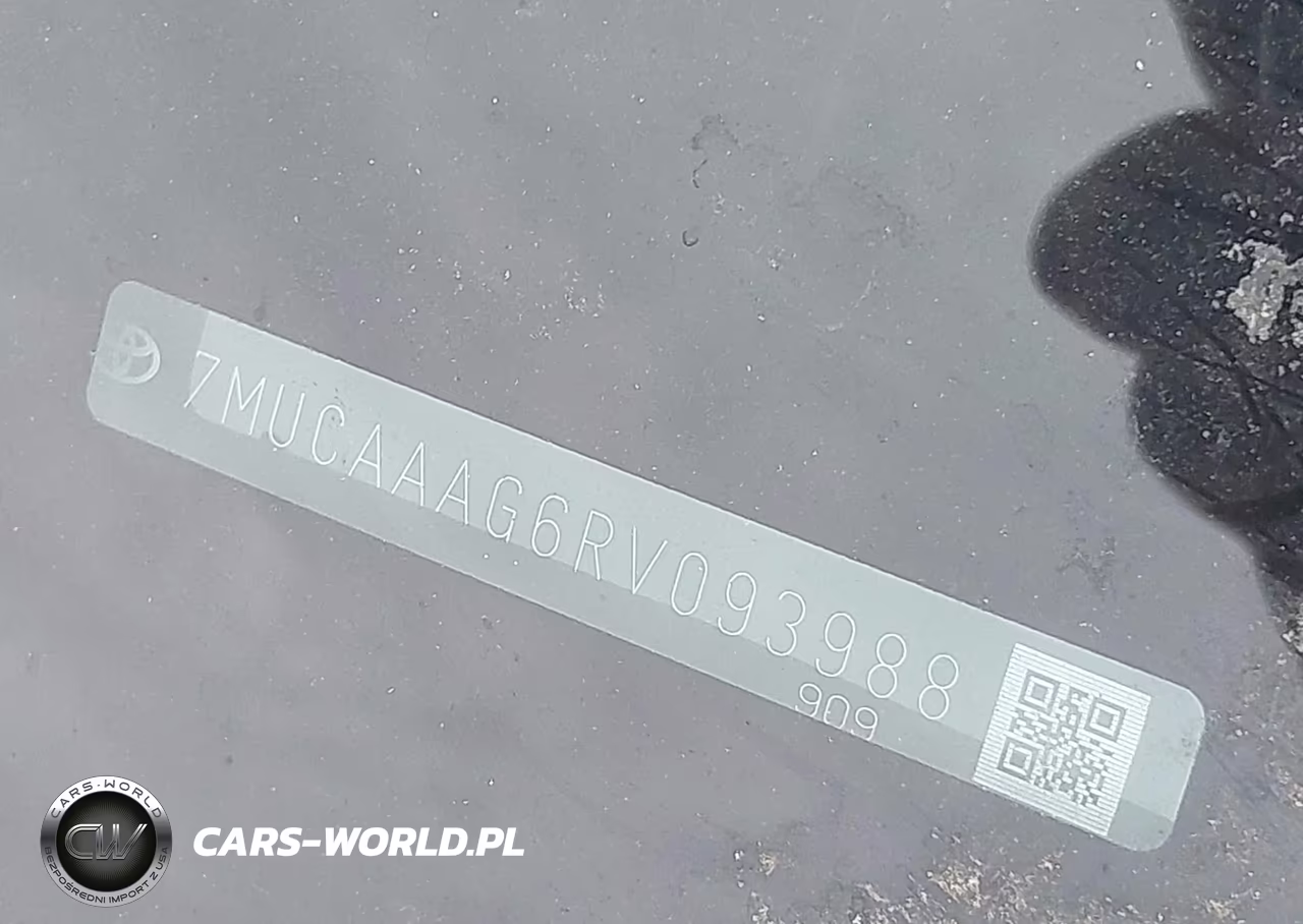 2024 Toyota Corolla Cross Le VIN:7MUCAAAG6RV093988 - 17