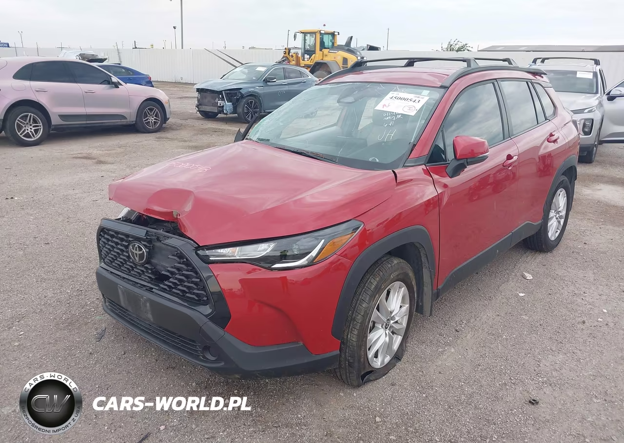 2024 Toyota Corolla Cross Le VIN:7MUCAAAG6RV093988 - 2