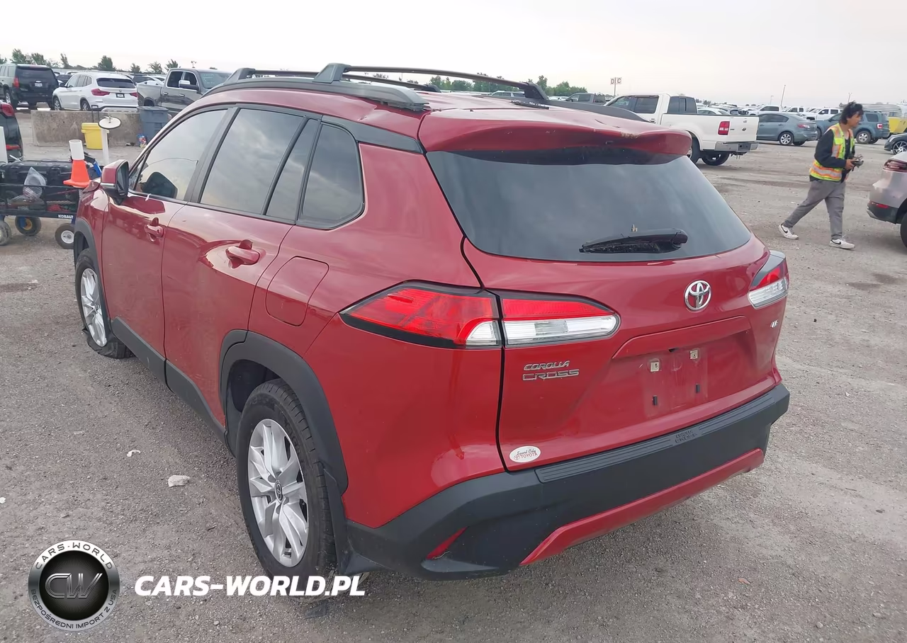 2024 Toyota Corolla Cross Le VIN:7MUCAAAG6RV093988 - 3