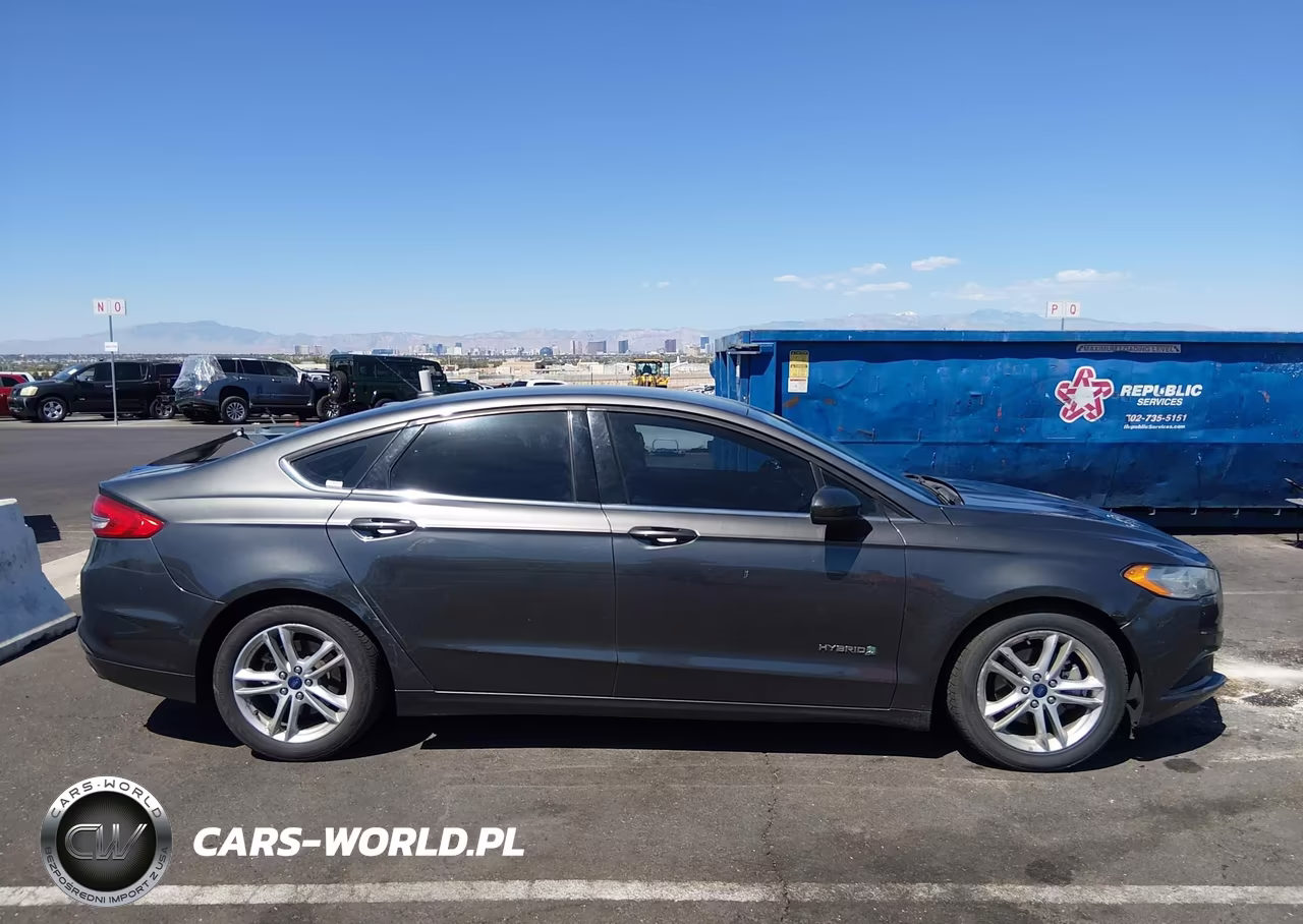 2018 Ford Fusion Hybrid Se VIN:3FA6P0LU3JR139969 - 13