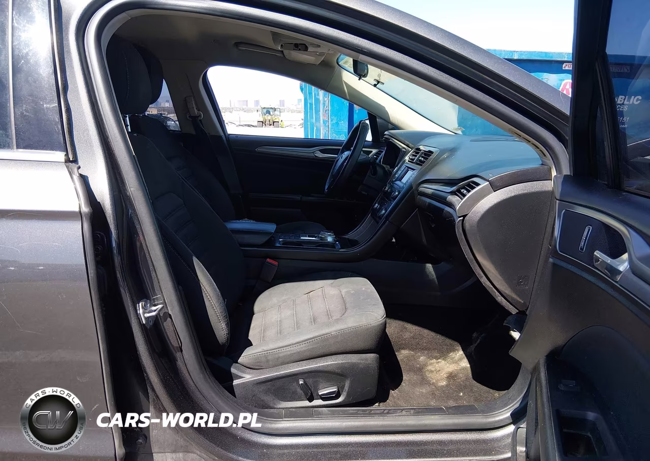 2018 Ford Fusion Hybrid Se VIN:3FA6P0LU3JR139969 - 5