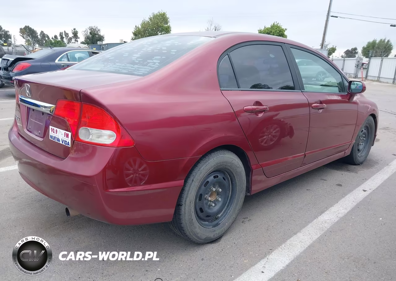 2010 Honda Civic Lx VIN:19XFA1F55AE031401 - 4