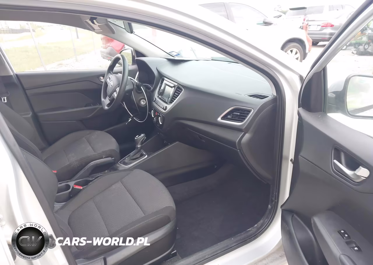 2019 Hyundai Accent Se VIN:3KPC24A30KE071359 - 5