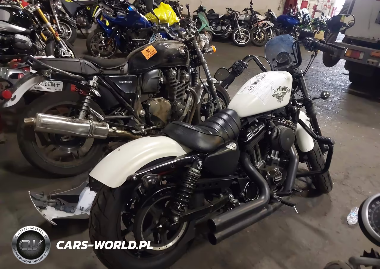 2018 Harley-Davidson Xl883 Iron 883 VIN:1HD4LE210JC402854 - 4