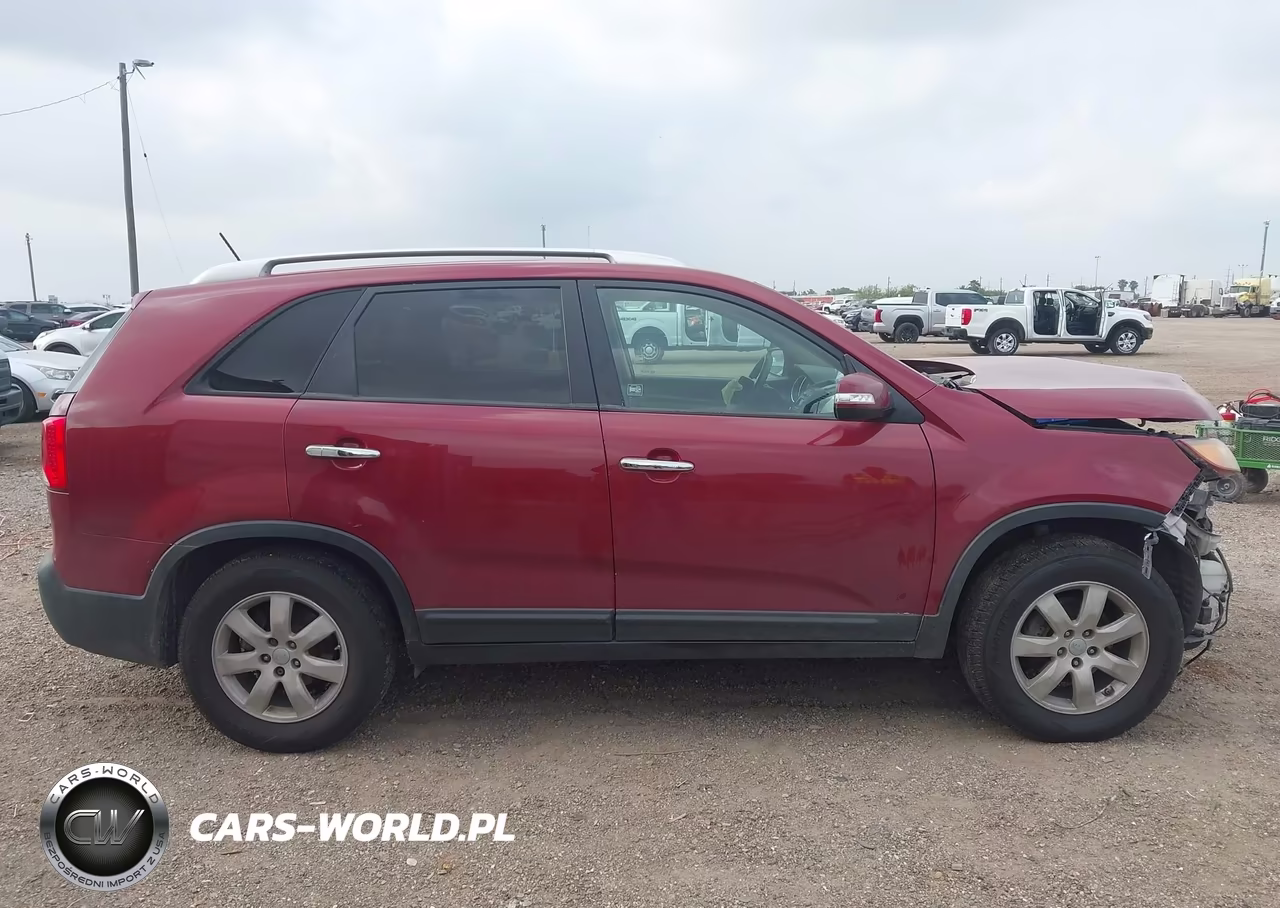 2013 Kia Sorento Lx V6 VIN:5XYKT4A23DG372326 - 14
