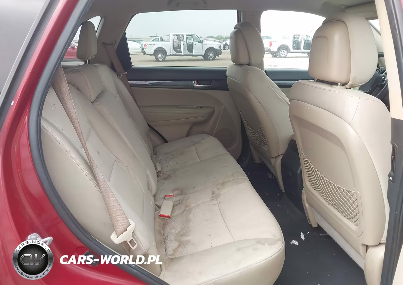 2013 Kia Sorento Lx V6 VIN:5XYKT4A23DG372326 - 8