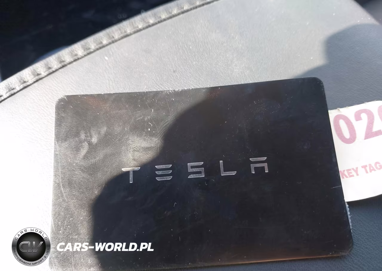 2018 Tesla Model 3 Long Range-Performance VIN:5YJ3E1EB9JF087592 - 11