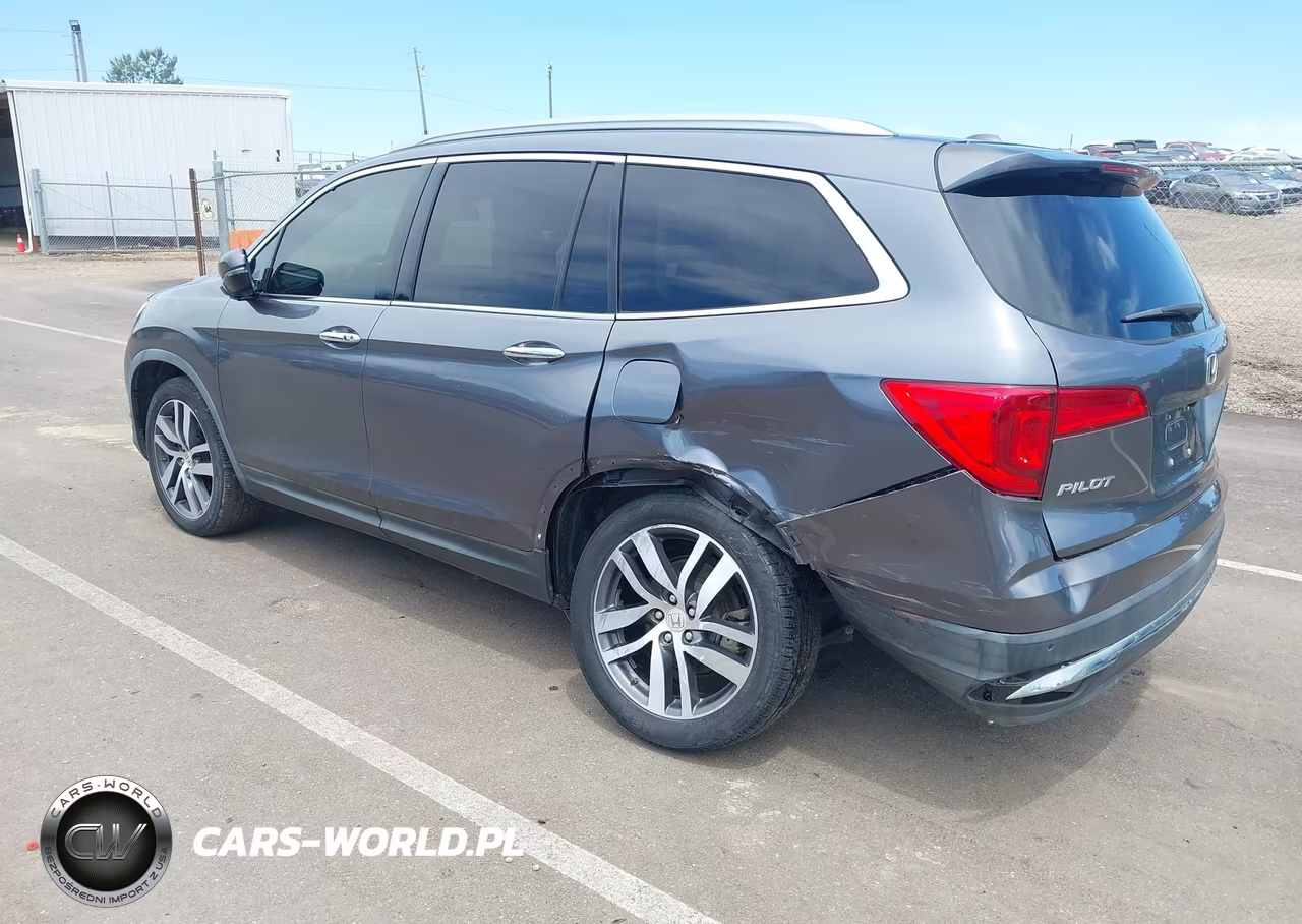 2016 Honda Pilot Touring VIN:5FNYF6H96GB112952 - 3