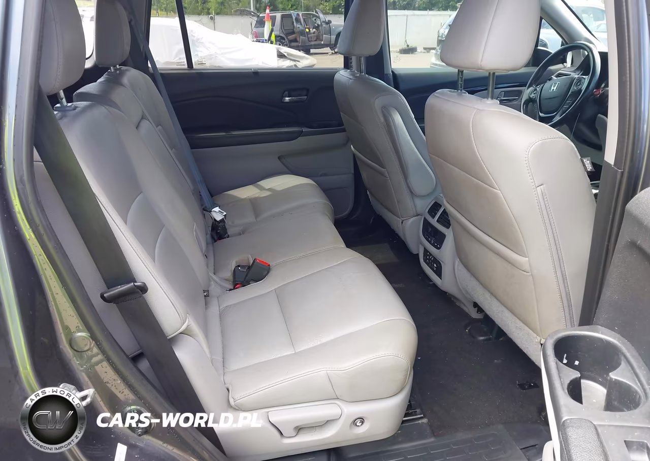 2016 Honda Pilot Touring VIN:5FNYF6H96GB112952 - 8