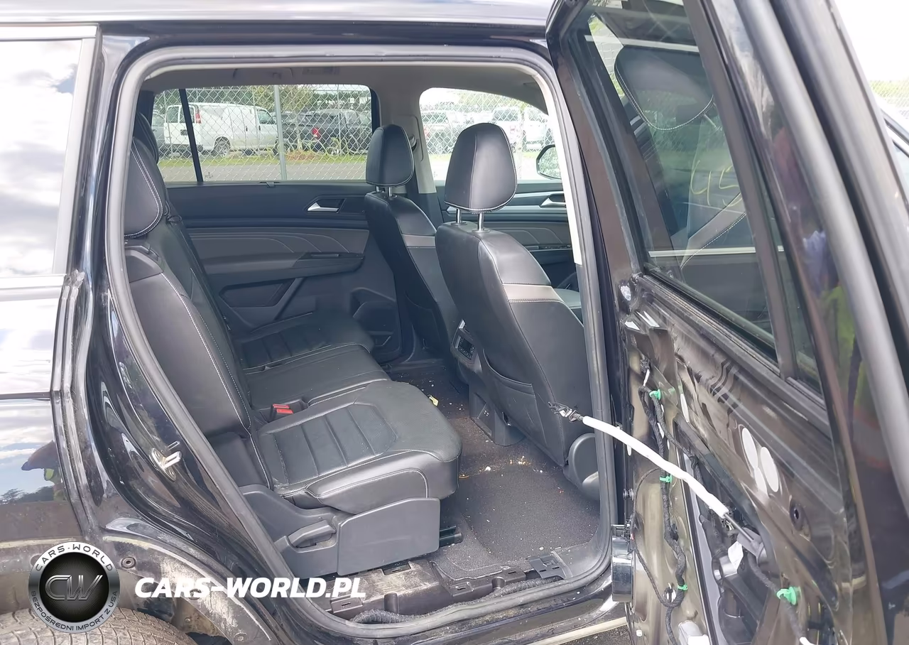 2023 Volkswagen Atlas 3.6L V6 Sel Premium R-Line VIN:1V2FR2CA7PC516038 - 8