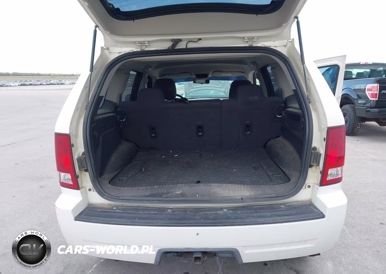 2010 Jeep Grand Cherokee Laredo VIN:1J4PR4GK0AC147691 - 17