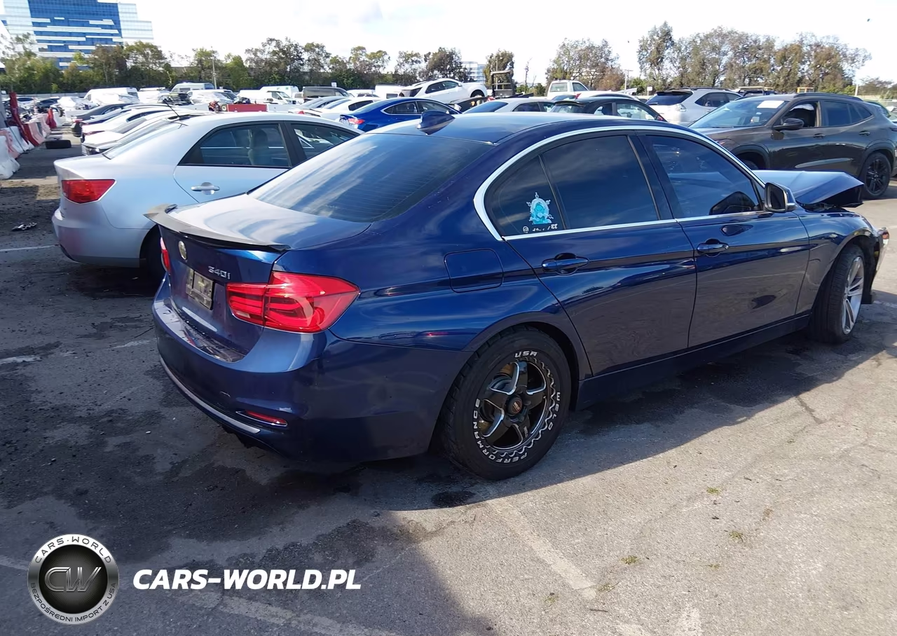 2018 BMW 340I VIN:WBA8B3C50JK385178 - 4