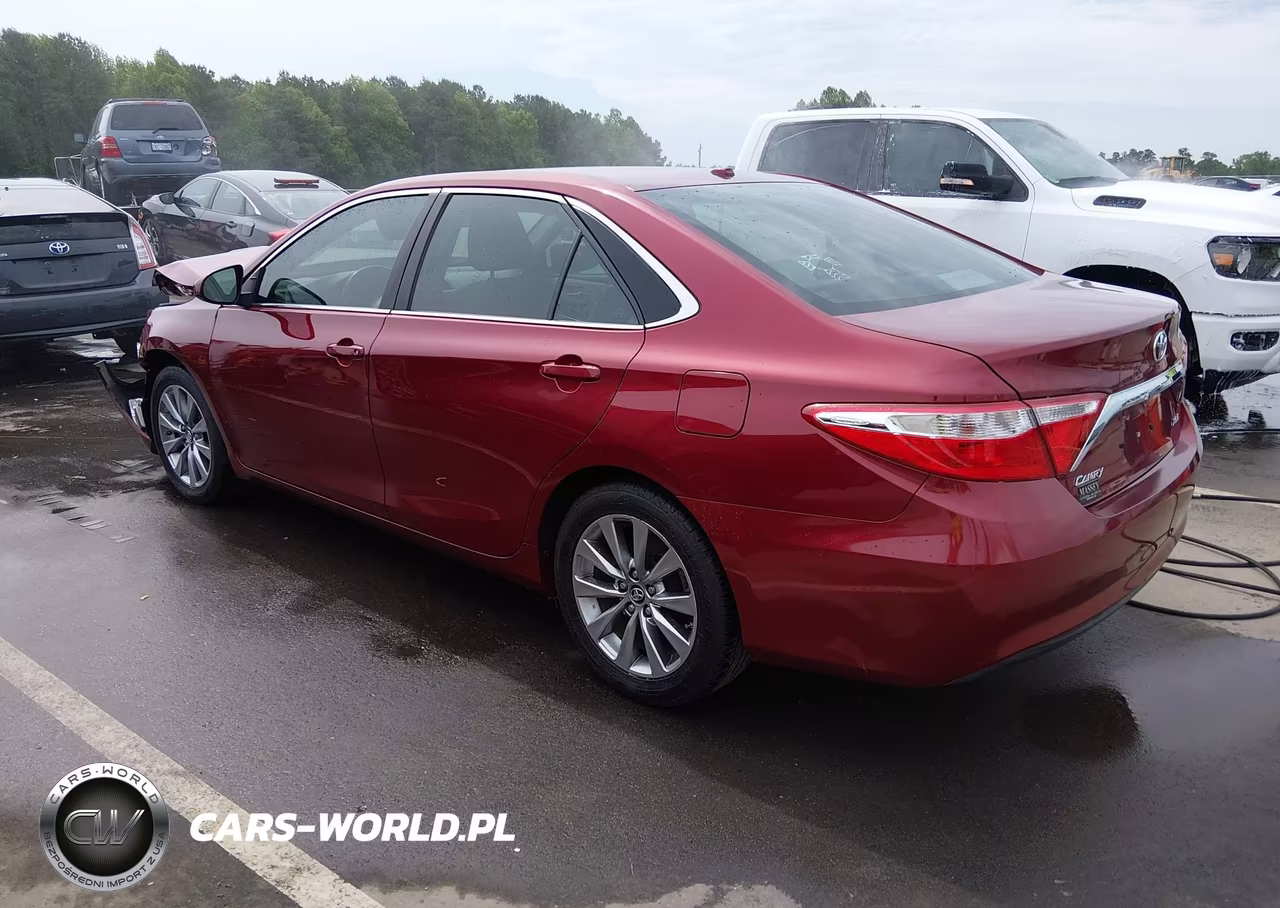 2016 Toyota Camry Xle VIN:4T1BF1FK3GU600354 - 3