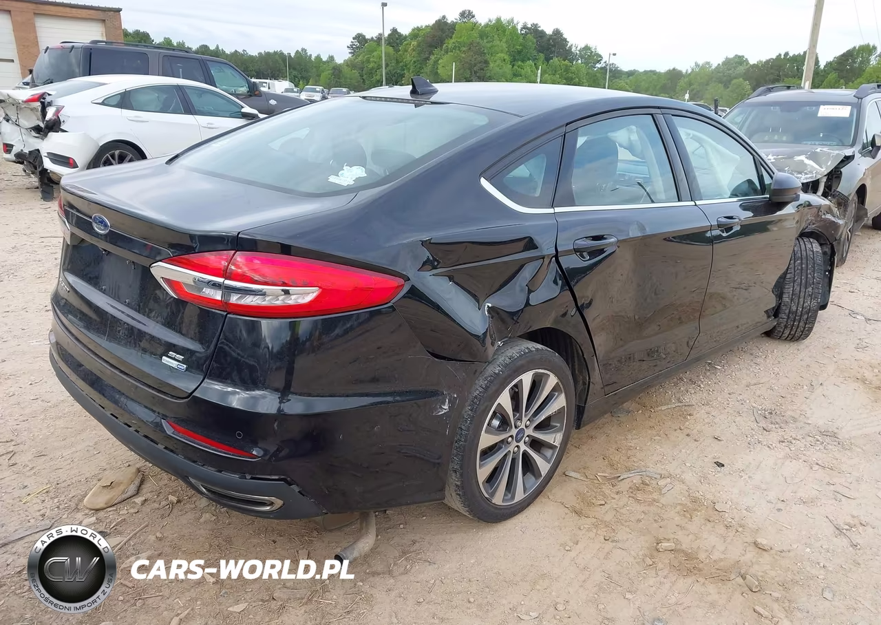 2020 Ford Fusion Se VIN:3FA6P0T90LR248131 - 4