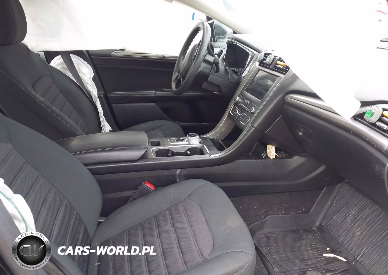 2020 Ford Fusion Se VIN:3FA6P0T90LR248131 - 5