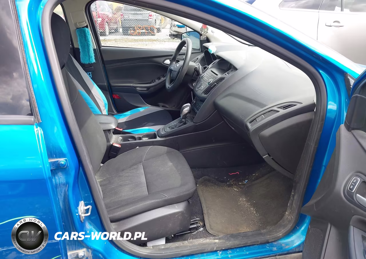 2015 Ford Focus Se VIN:1FADP3F29FL381478 - 5