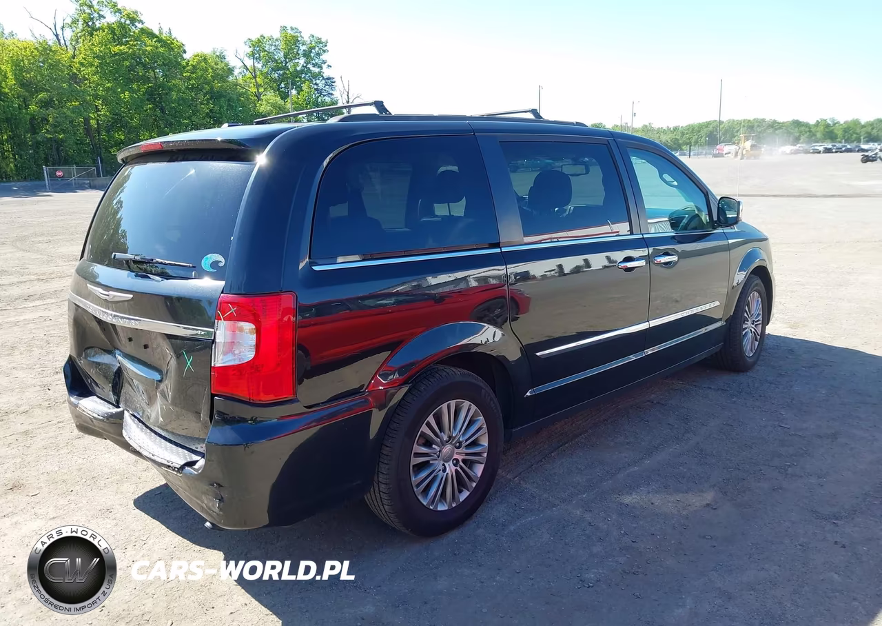 2016 Chrysler Town & Country Touring-L VIN:2C4RC1CG4GR232551 - 4