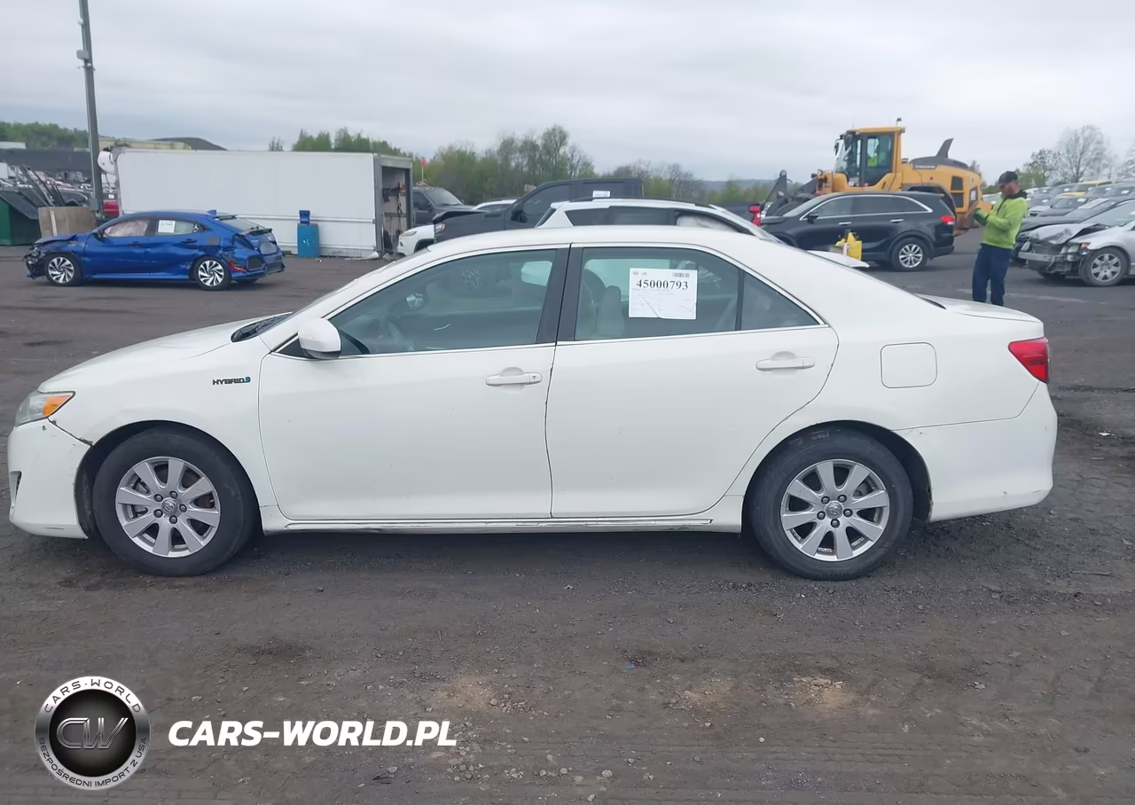 2012 Toyota Camry Hybrid Le VIN:4T1BD1FK9CU026732 - 13
