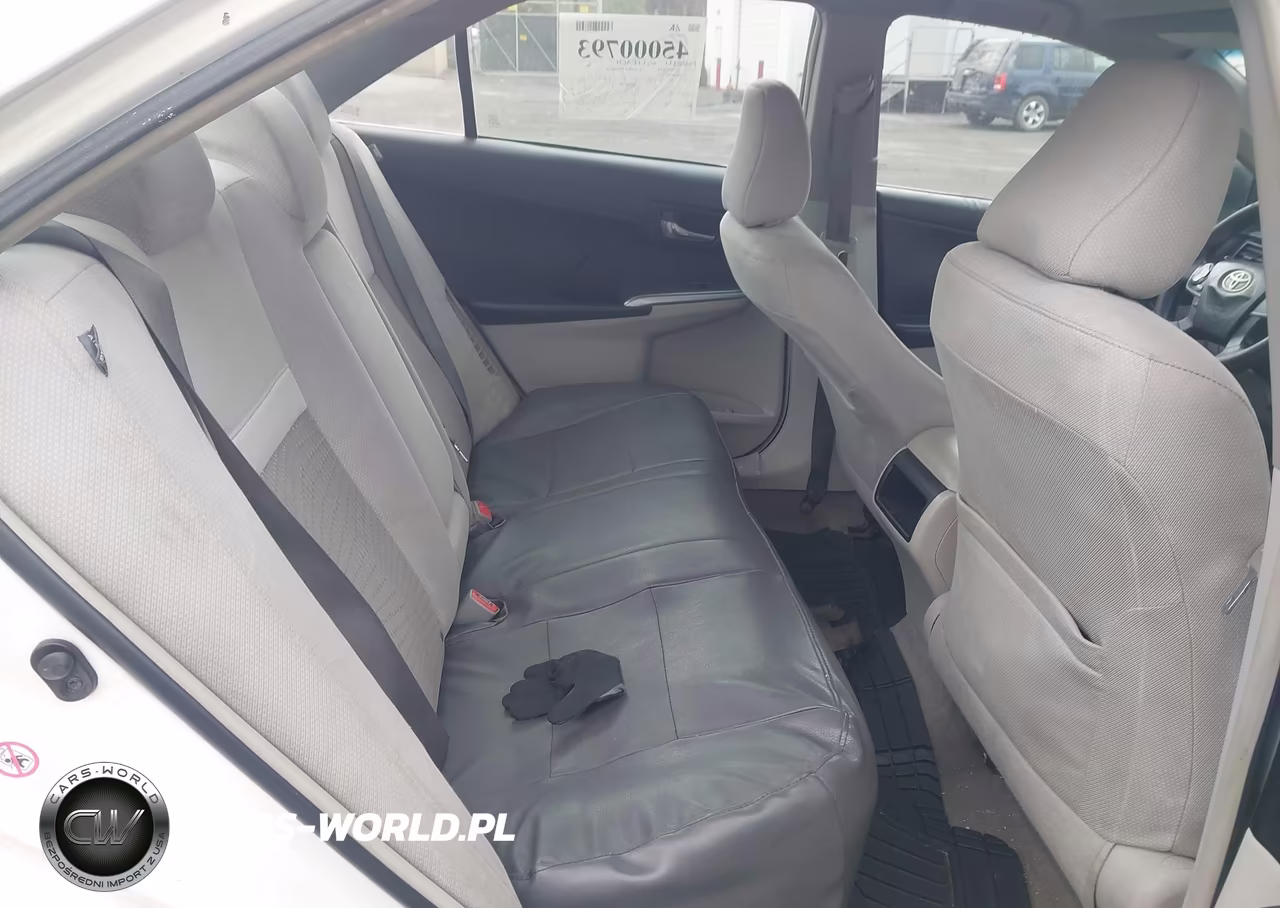 2012 Toyota Camry Hybrid Le VIN:4T1BD1FK9CU026732 - 8