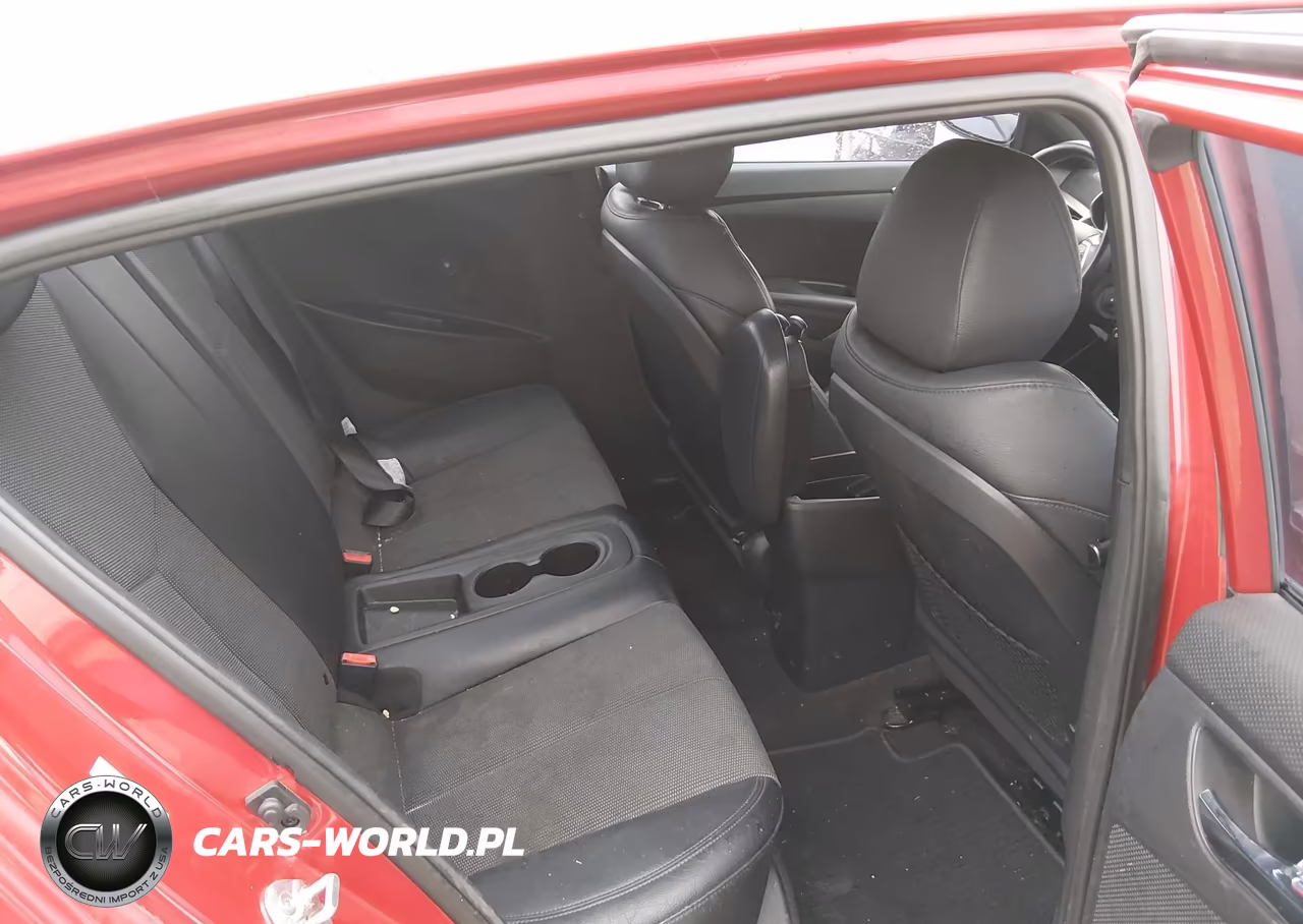 2016 Hyundai Veloster VIN:KMHTC6AD5GU253774 - 8