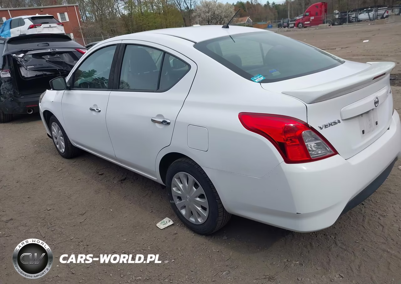 2018 Nissan Versa 1.6 Sv VIN:3N1CN7AP5JL815983 - 3