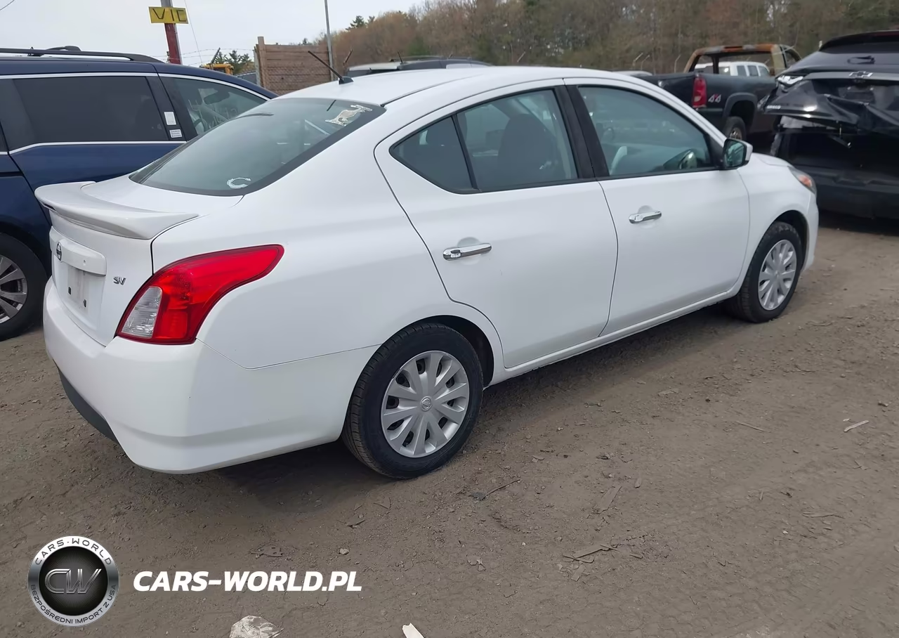 2018 Nissan Versa 1.6 Sv VIN:3N1CN7AP5JL815983 - 4