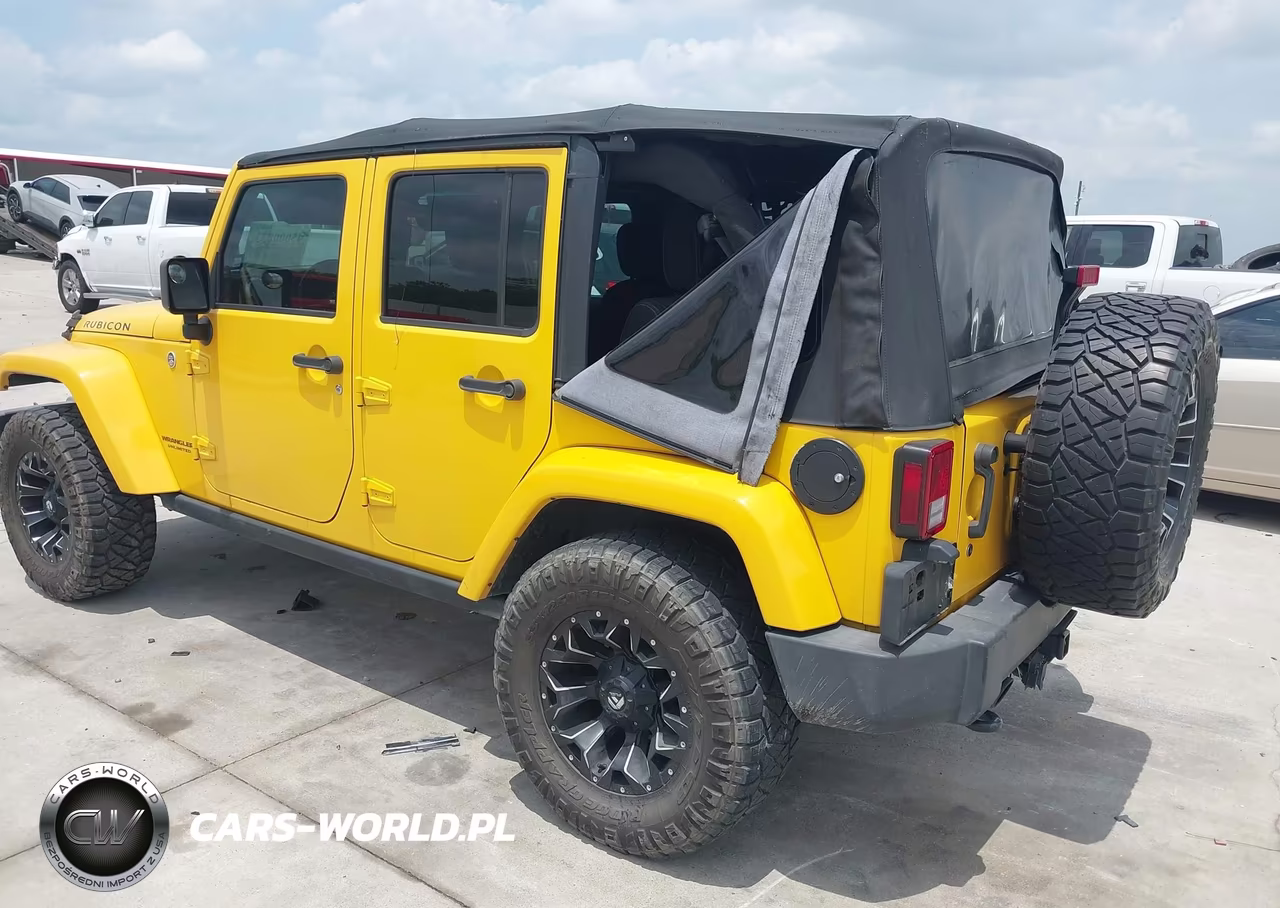 2015 Jeep Wrangler Unlimited Rubicon VIN:1C4BJWFG8FL567836 - 3