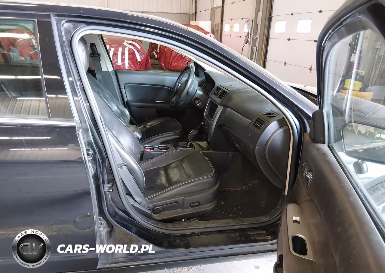 2010 Ford Fusion Hybrid VIN:3FADP0L32AR308040 - 5