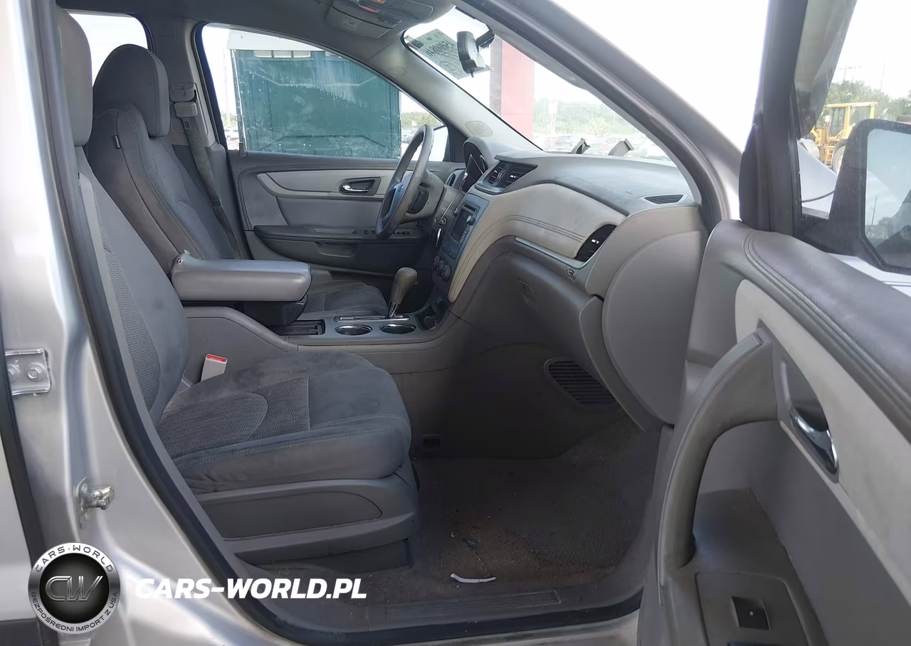 2016 Chevrolet Traverse Ls VIN:1GNKRFKD7GJ206963 - 5