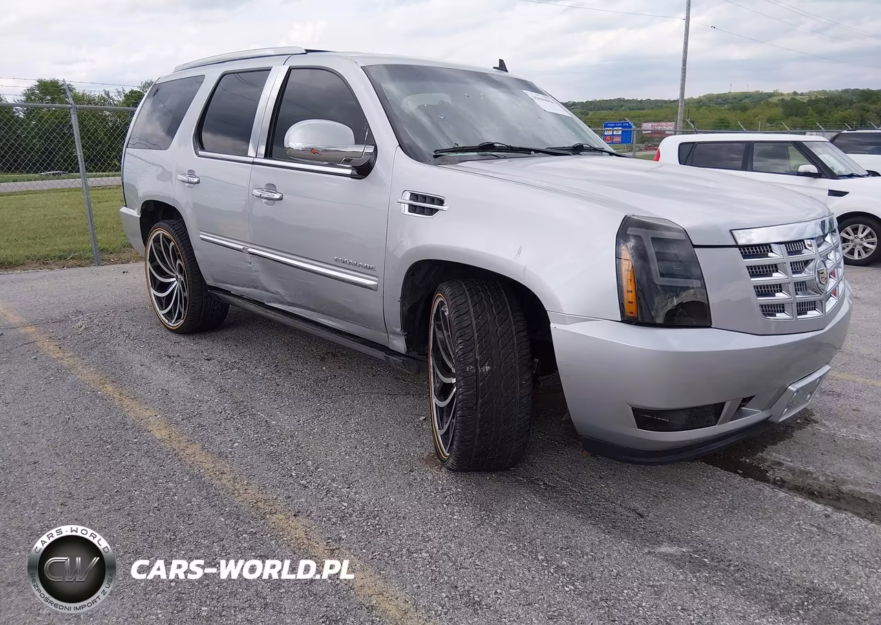 2014 Cadillac Escalade Luxury