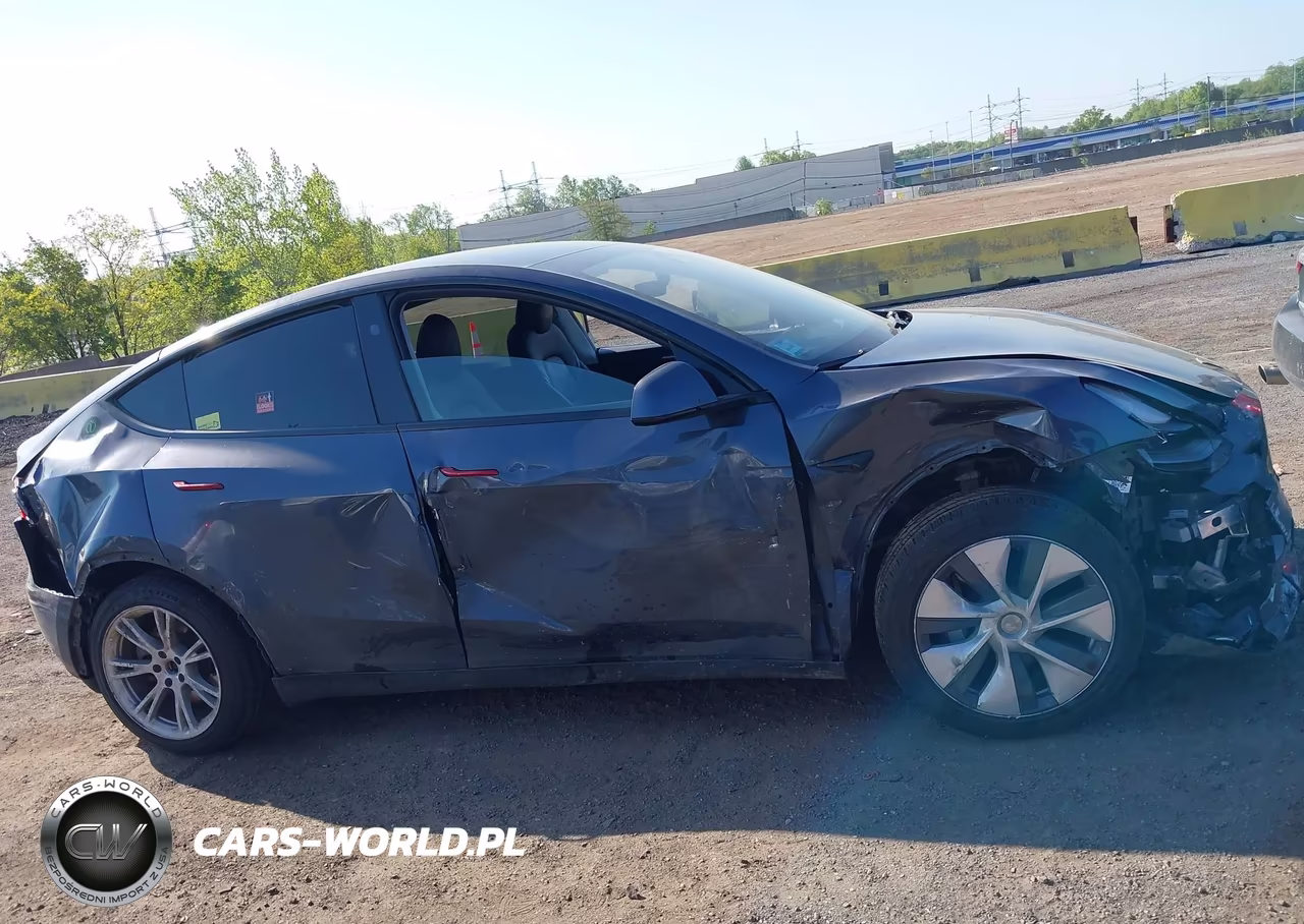 2023 Tesla Model Y Awd-Long Range Dual Motor All-Wheel Drive VIN:7SAYGDEE0PA174771 - 13